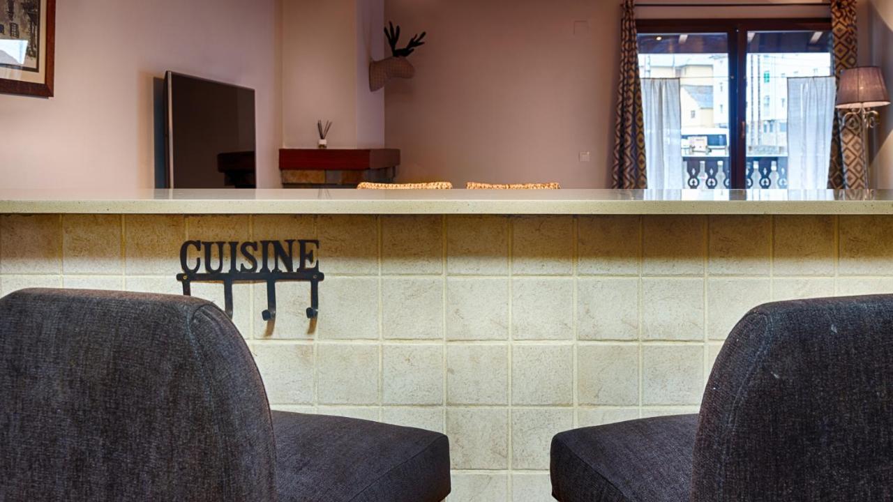Saplan Real Estate Irissa Apartment Les Ngoại thất bức ảnh
